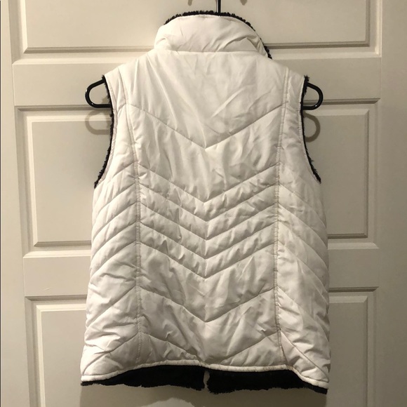 Reversible vest - Picture 2 of 5